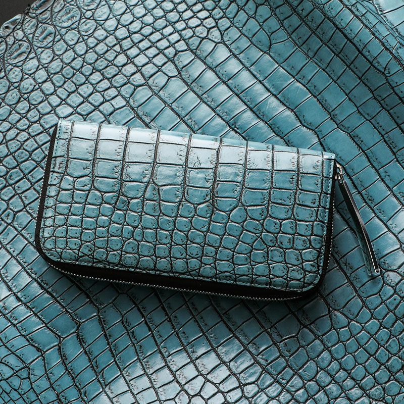 吉日に買い替えや使い始めると金運が上がる藍染めクロコダイル一枚革財布